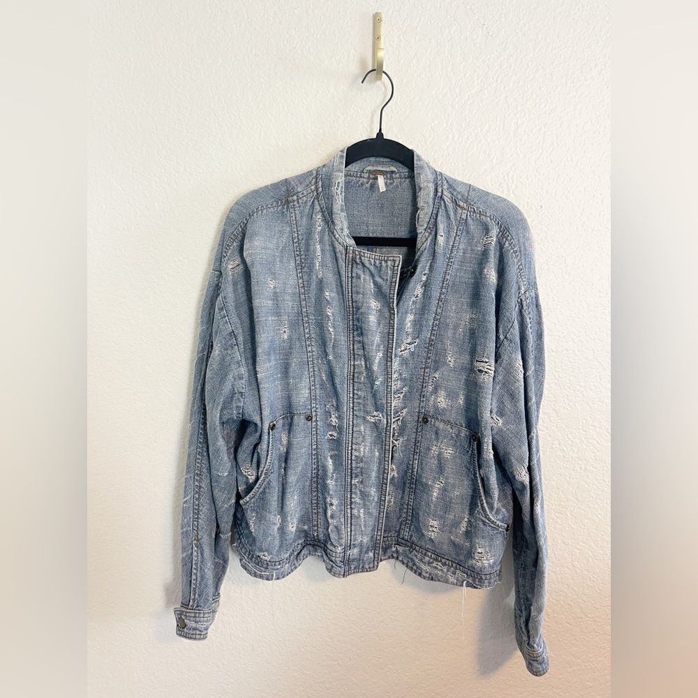 Free people bomber jacket Tattered Tennis Distressed jean jacket size Medium - Picture 4 of 7